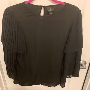 Ladies worthington top , like new